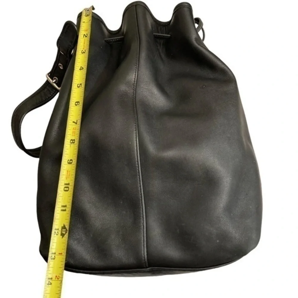 Coach vintage black leather drawstring bucket bag 9166 RARE